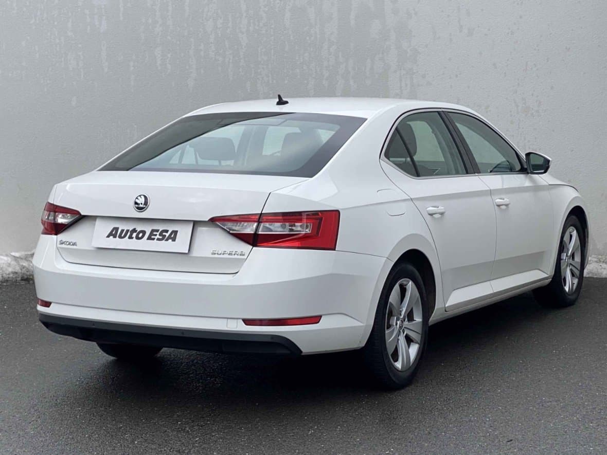 2017 Škoda SUPERB - 4