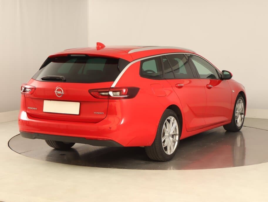 2017 Opel INSIGNIA - 13