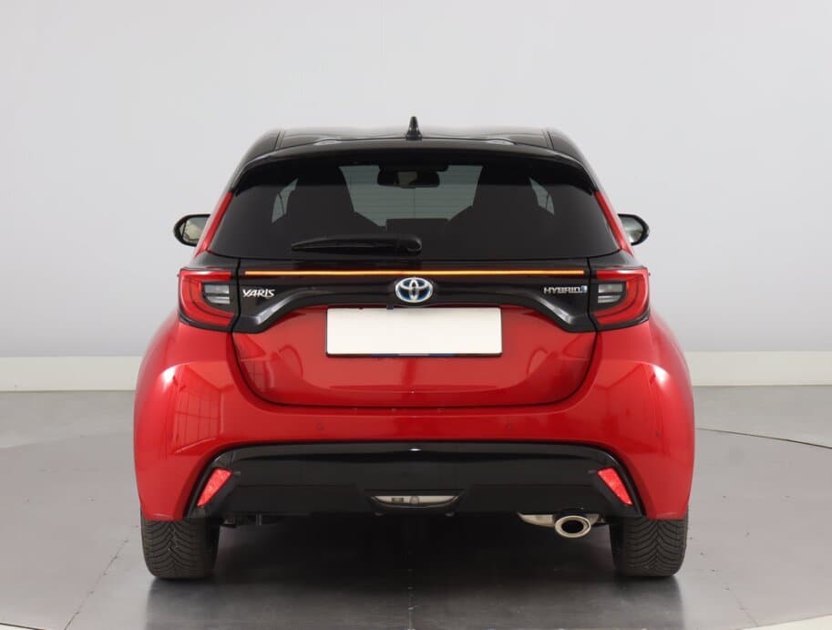 2023 Toyota YARIS - 6