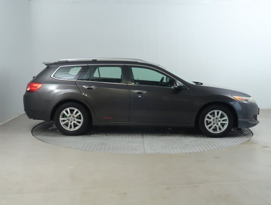 2009 Honda Accord - 6