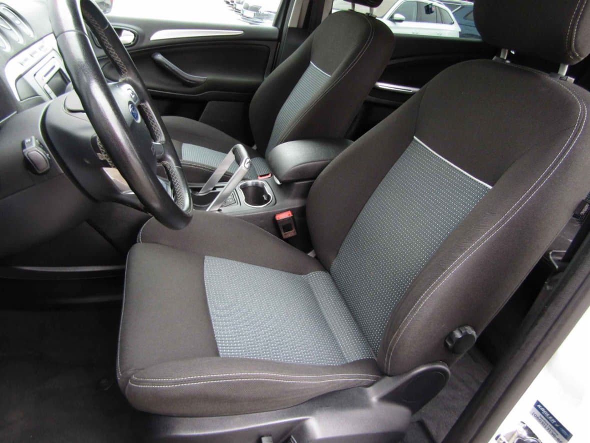2014 Ford S-MAX - 9