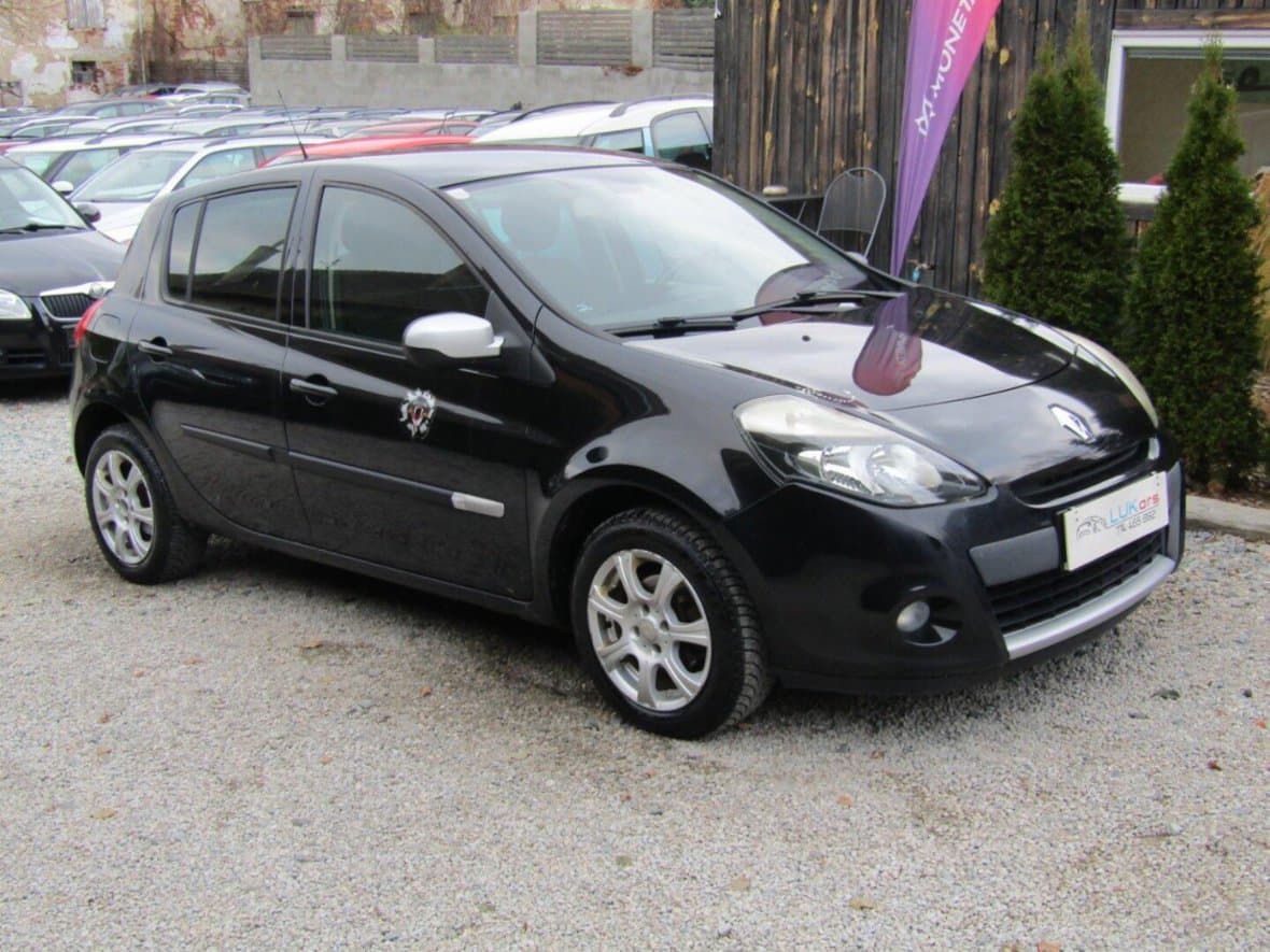 2012 Volkswagen Golf - 7