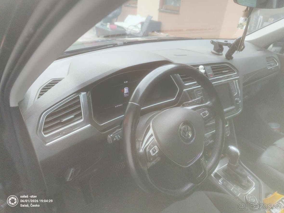 Volkswagen TIGUAN - 2