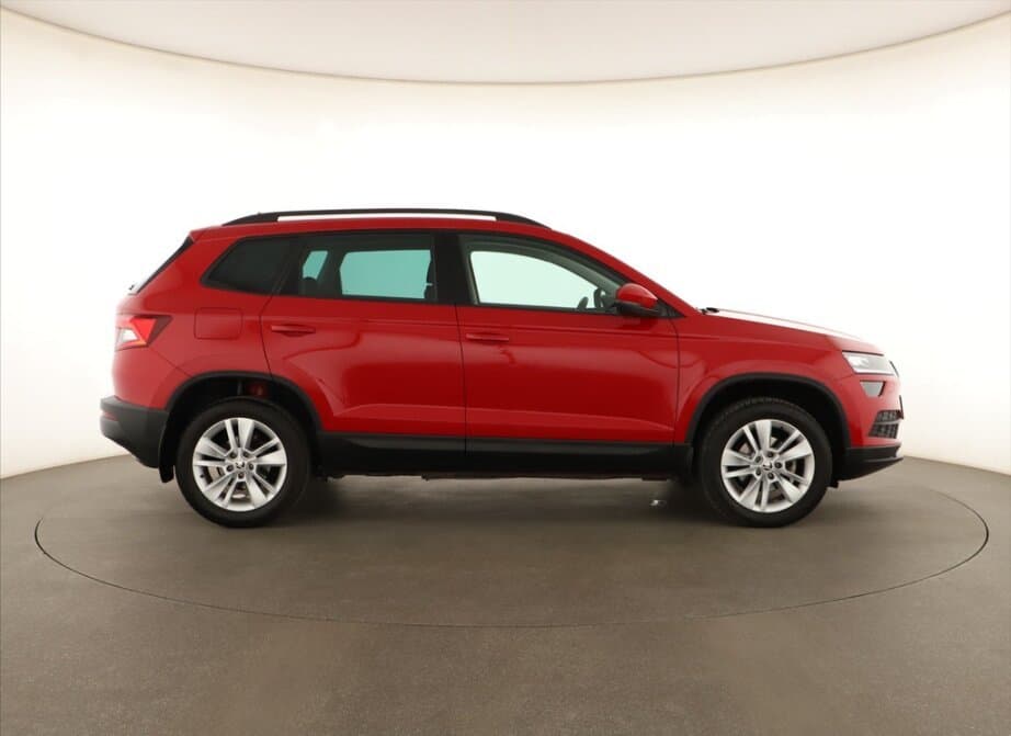 2020 Škoda KAROQ - 8