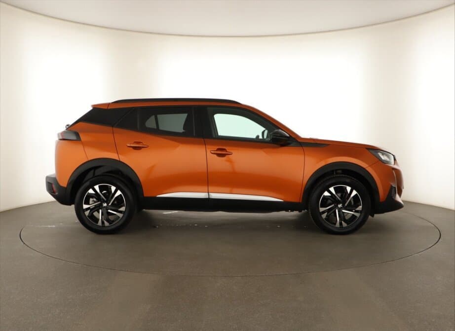 2023 Peugeot 2008 - 8