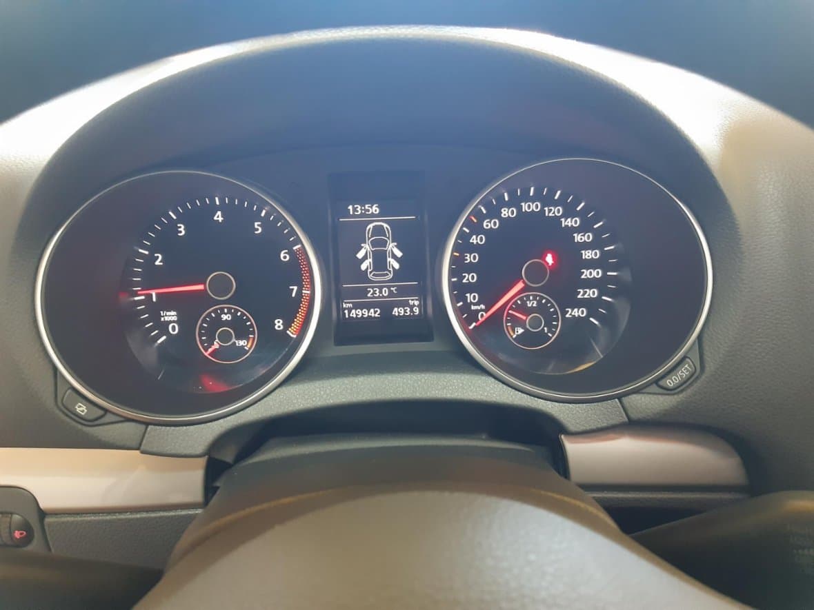 2011 Volkswagen GOLF - 14