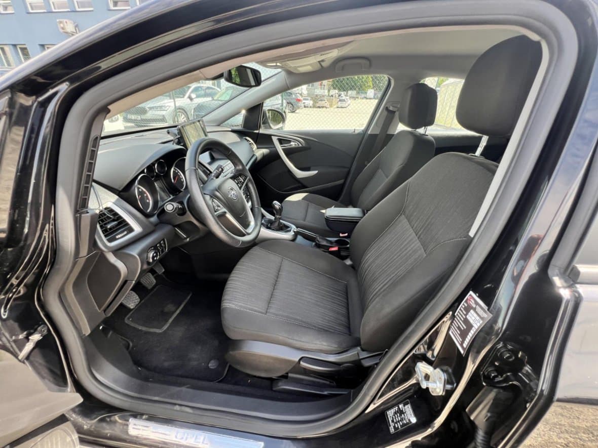 2010 Opel ASTRA - 17