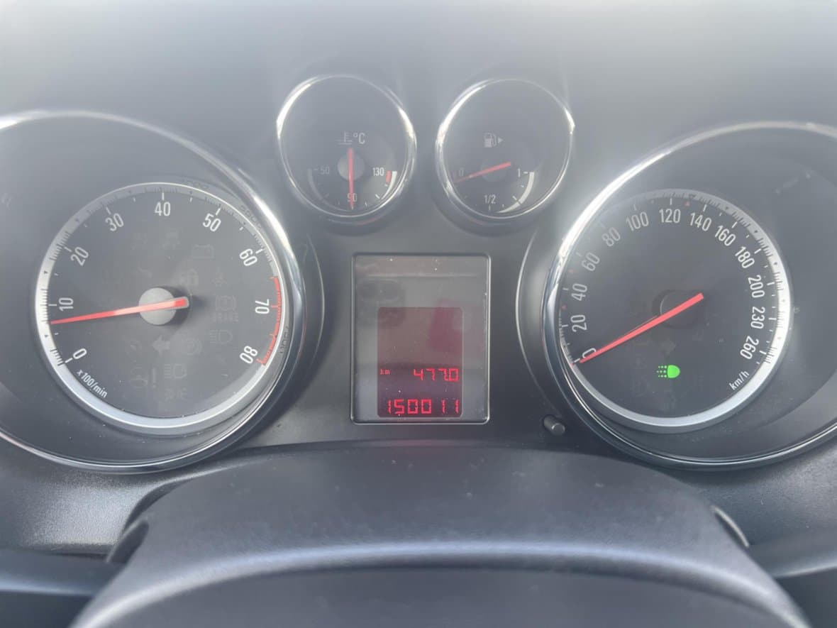 2010 Opel ASTRA - 27