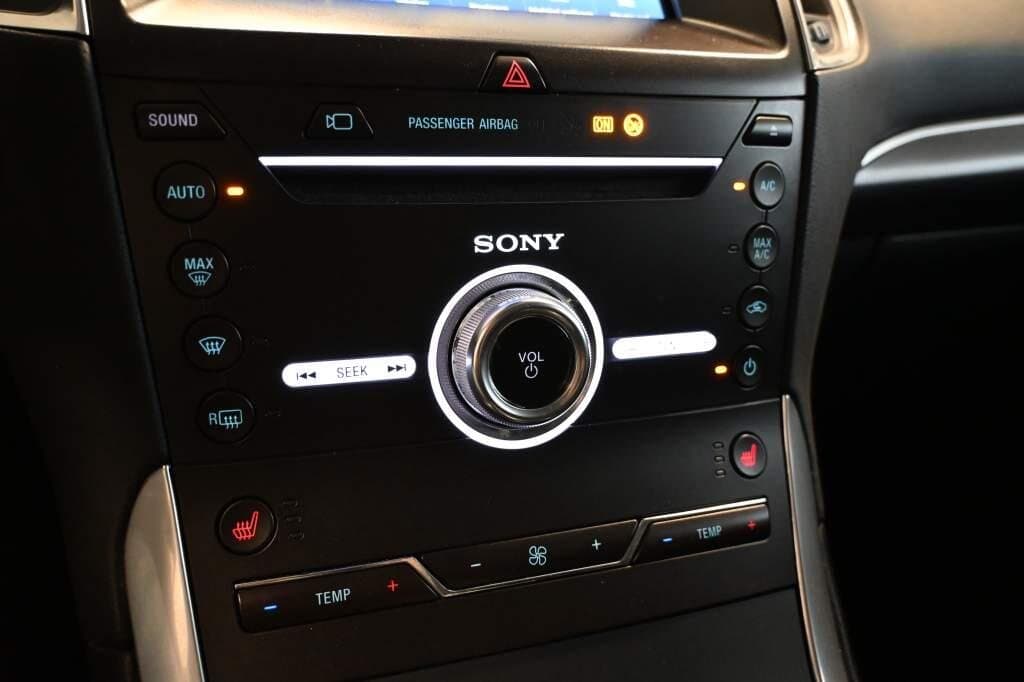 2021 Ford S-MAX - 18