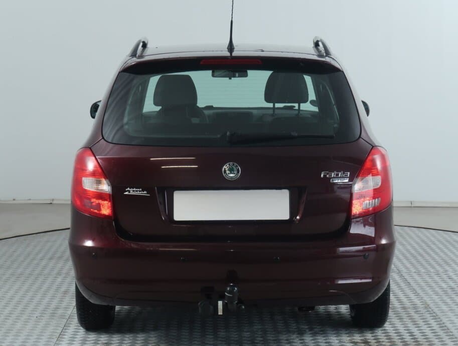 2011 Škoda FABIA - 6