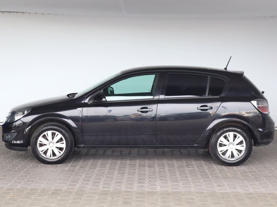 2011 Opel ASTRA - 4