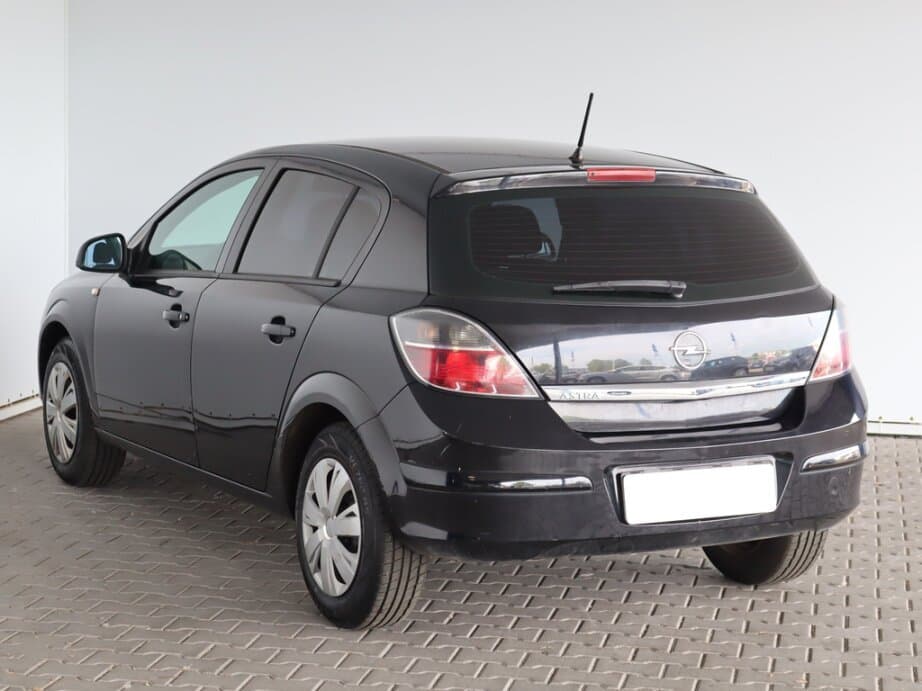 2011 Opel ASTRA - 5