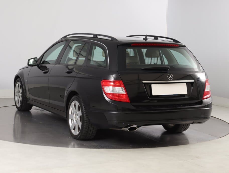 2010 Mercedes-Benz C-CLASS - 5