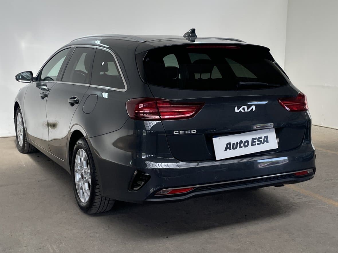 2023 Kia CEE'D - 6