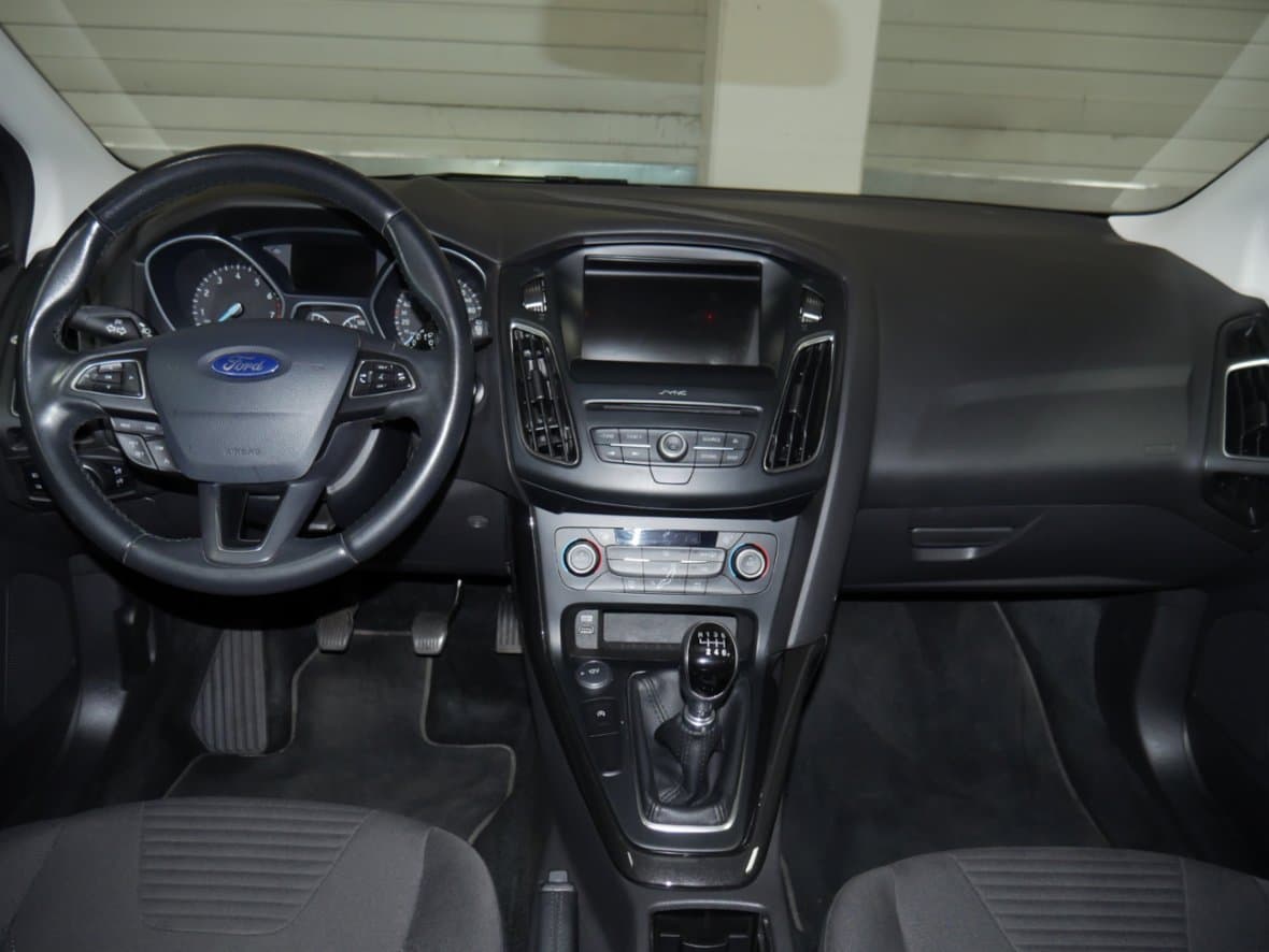 2017 Ford FOCUS - 8