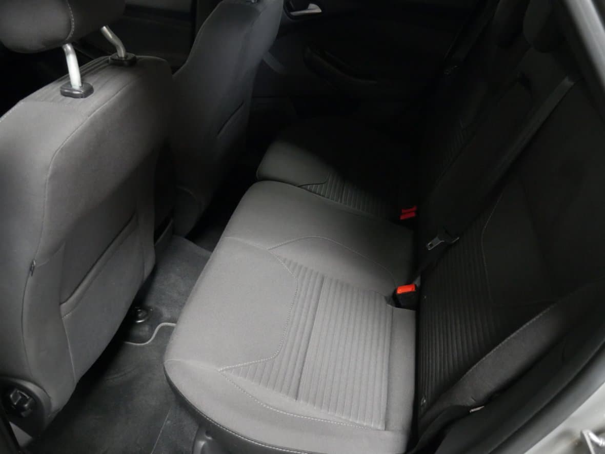 2017 Ford FOCUS - 10