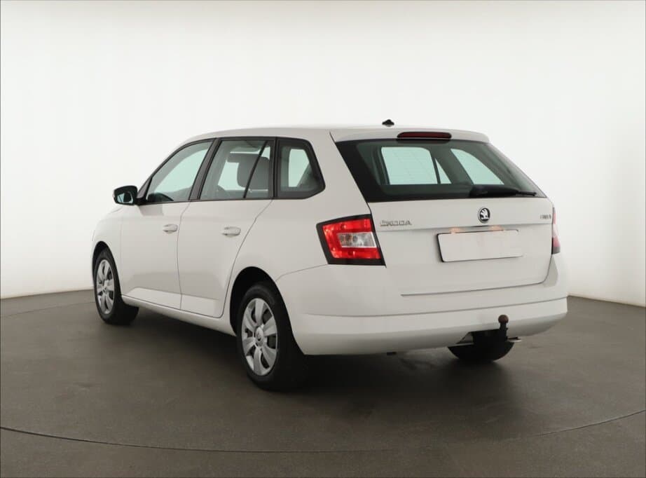 2015 Škoda FABIA - 5