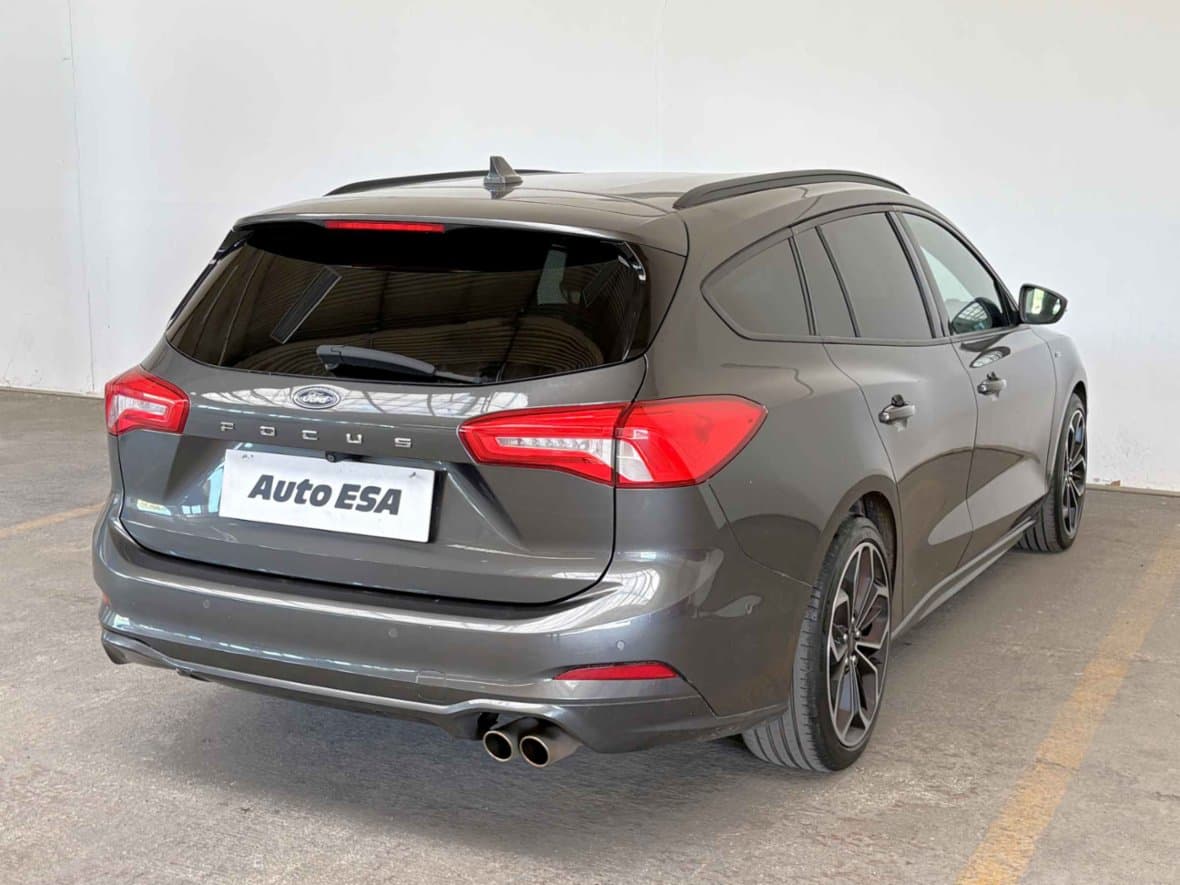 2019 Ford FOCUS - 4