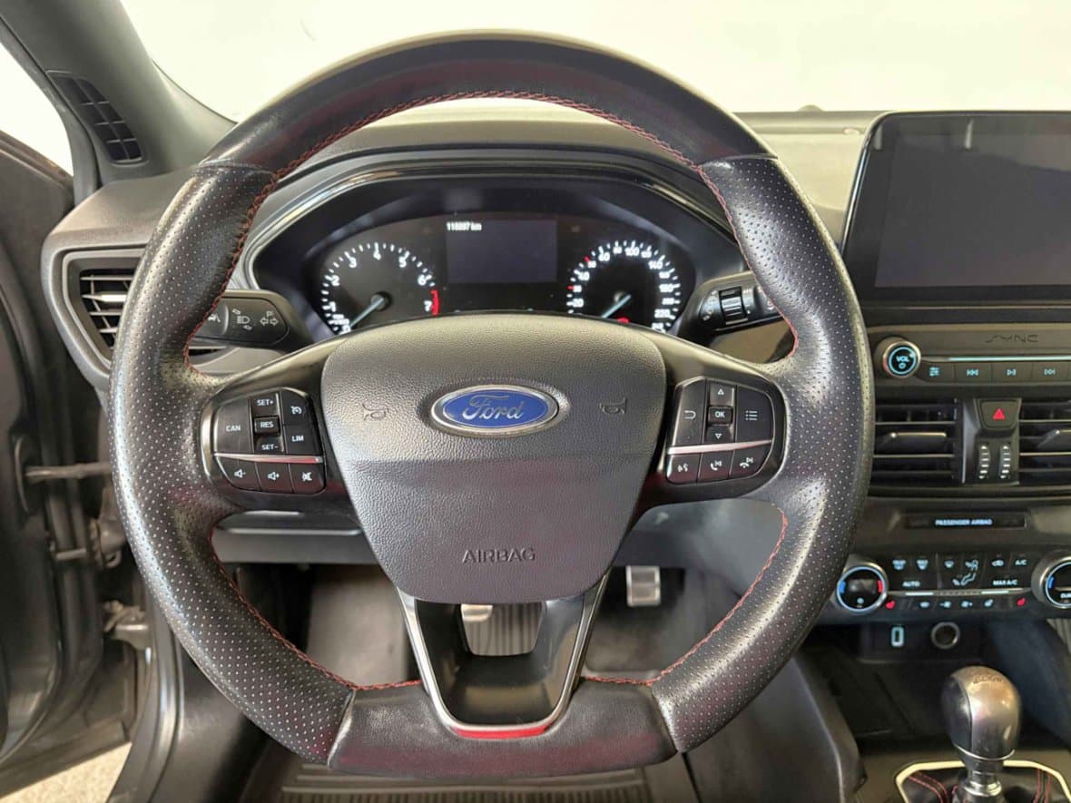 2019 Ford FOCUS - 16