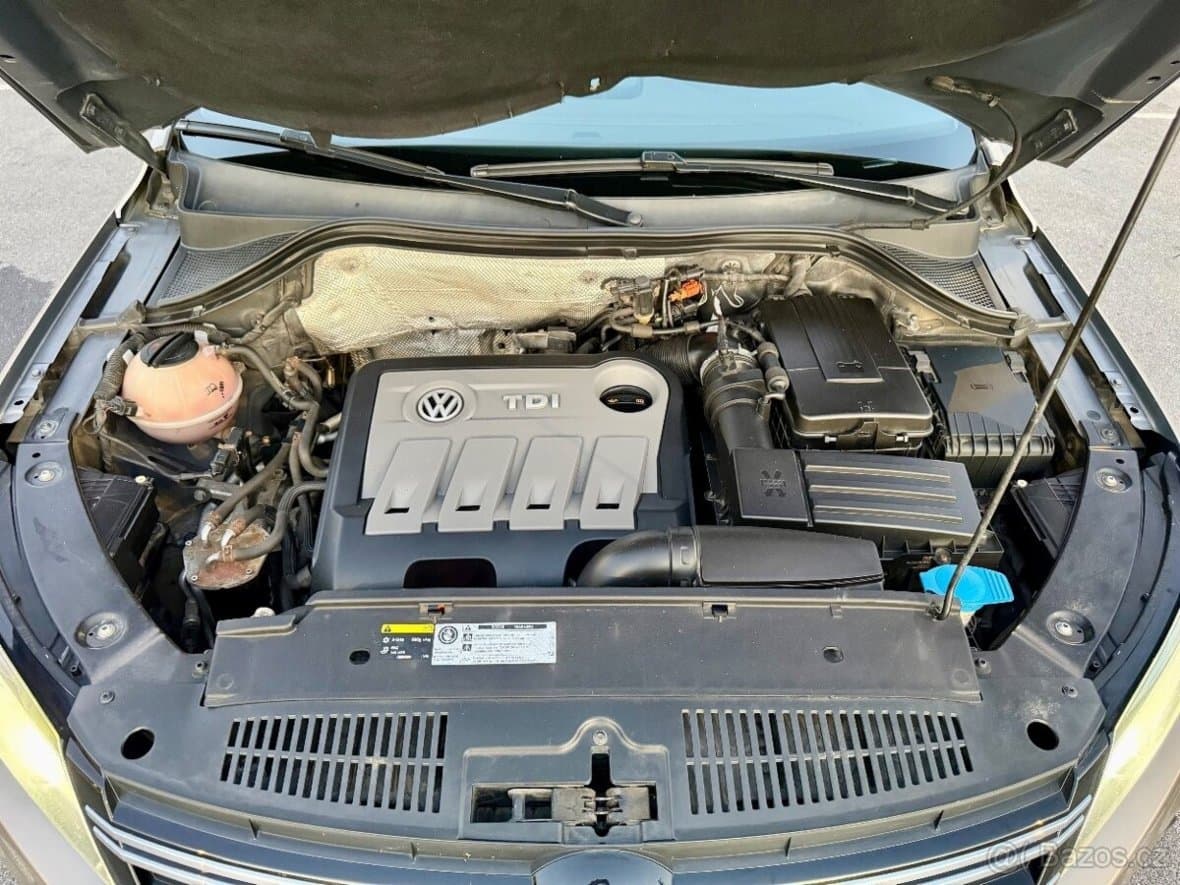 2012 Volkswagen TIGUAN - 14