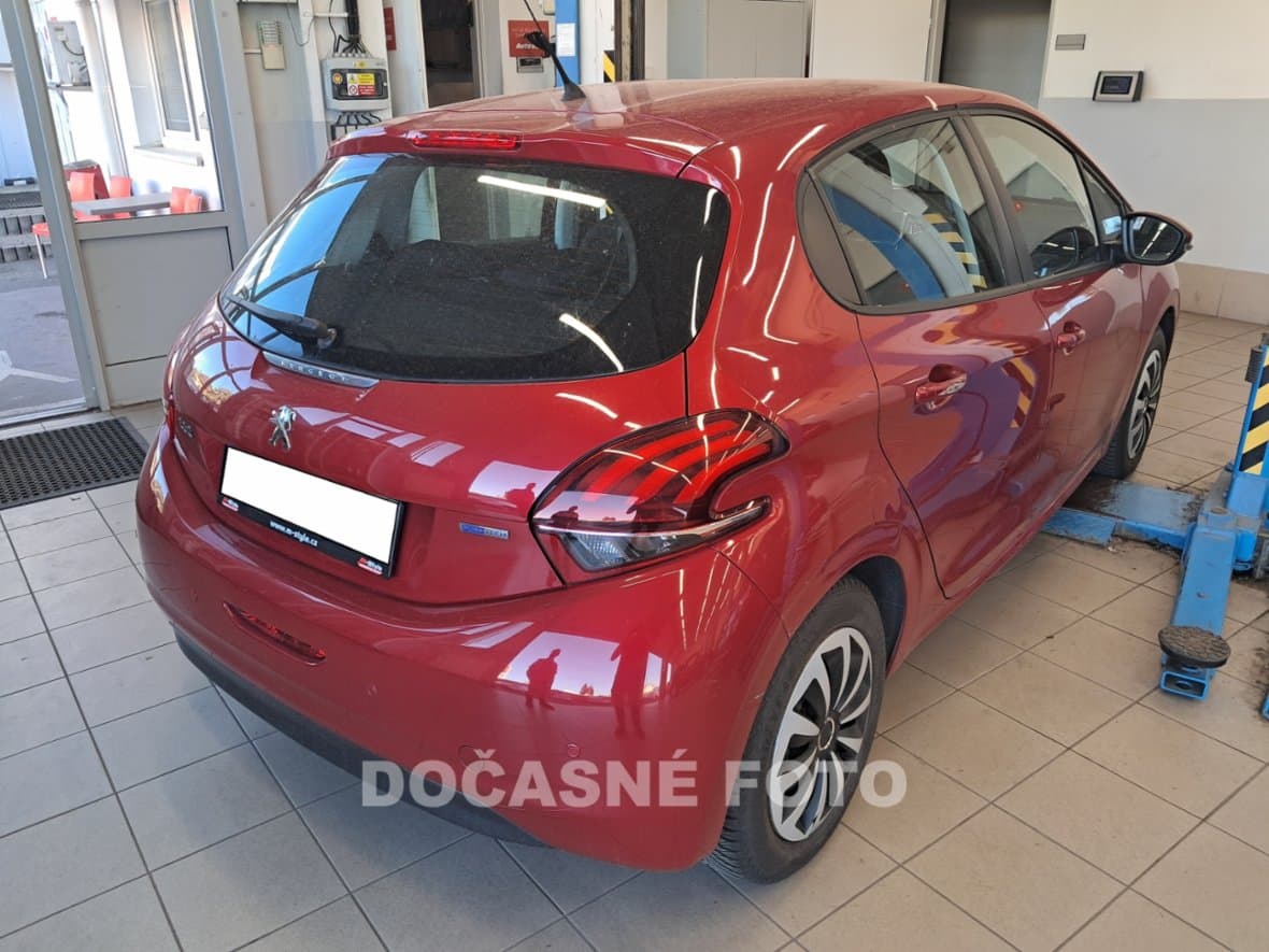 2016 Peugeot 208 - 3
