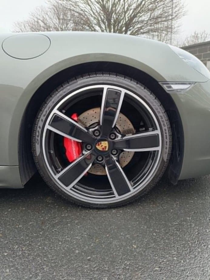 2024 Porsche 718 - 3