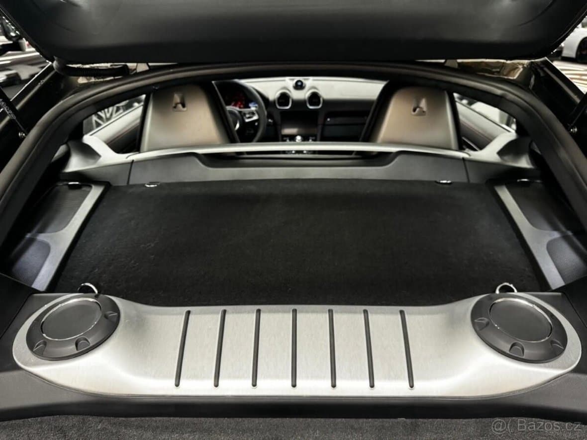 2024 Porsche 718 - 11