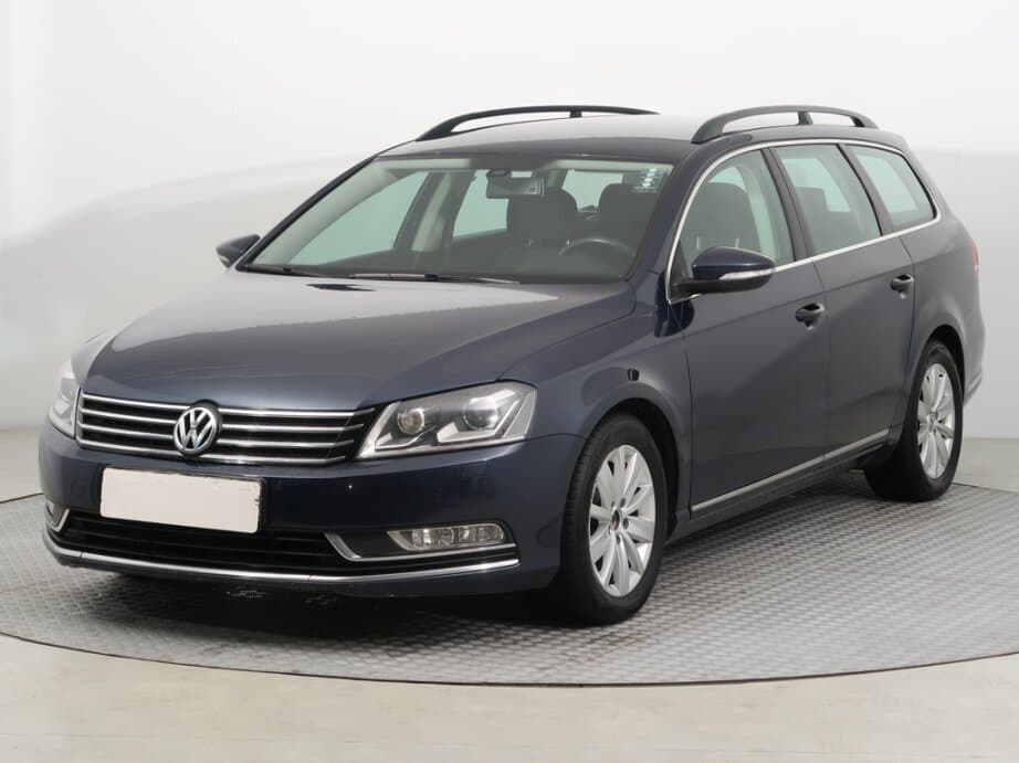 2013 Volkswagen PASSAT - 3