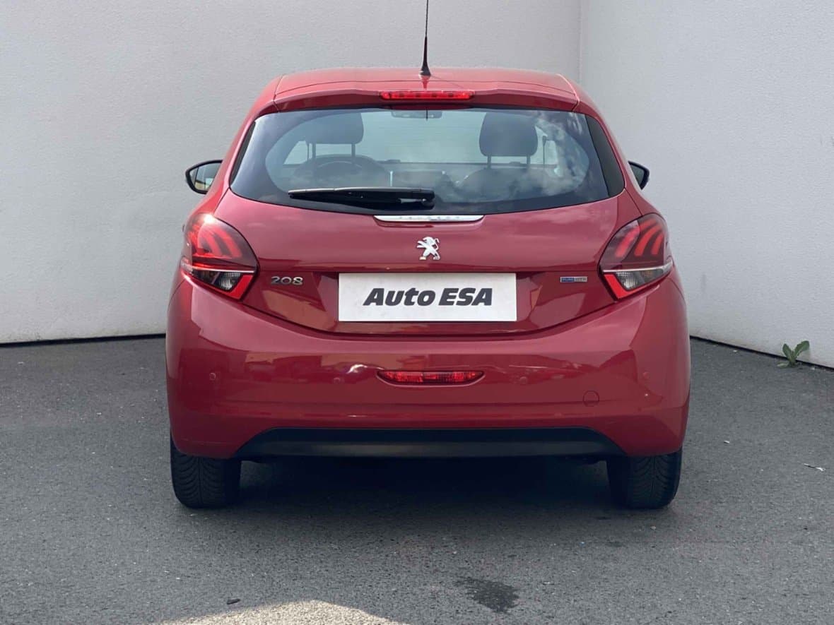 2016 Peugeot 208 - 9