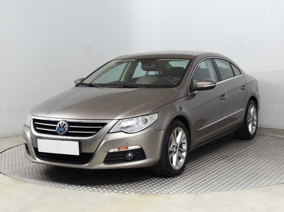 2009 Volkswagen PASSAT CC - 3