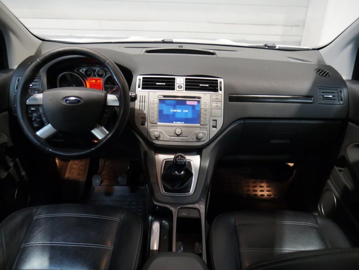 2010 Ford KUGA - 8