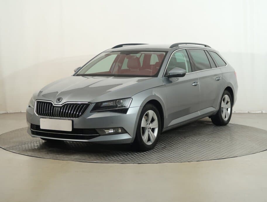 2019 Škoda SUPERB - 3