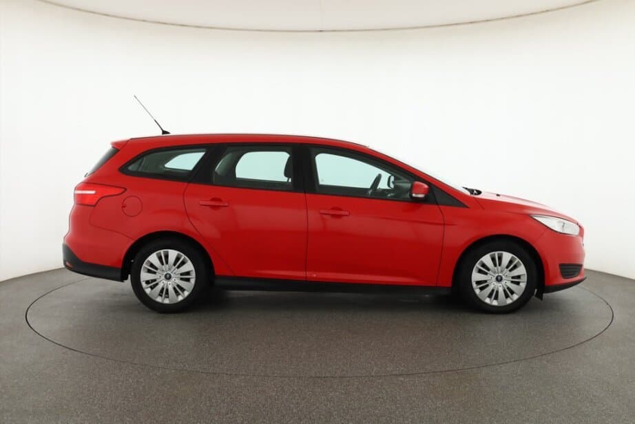 2015 Ford FOCUS - 8