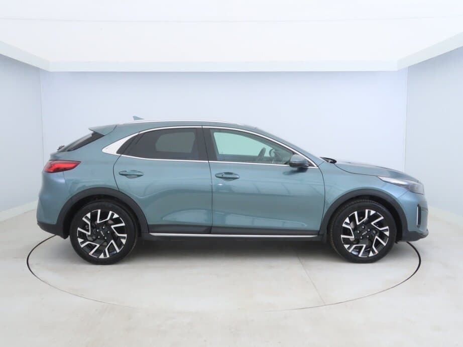 2023 Kia XCEED - 8