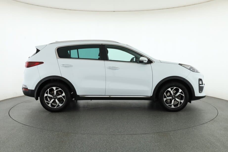 2020 Kia SPORTAGE - 8
