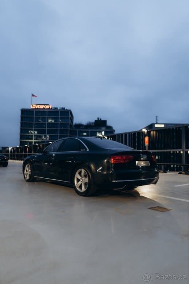 2010 Audi A8 - 6