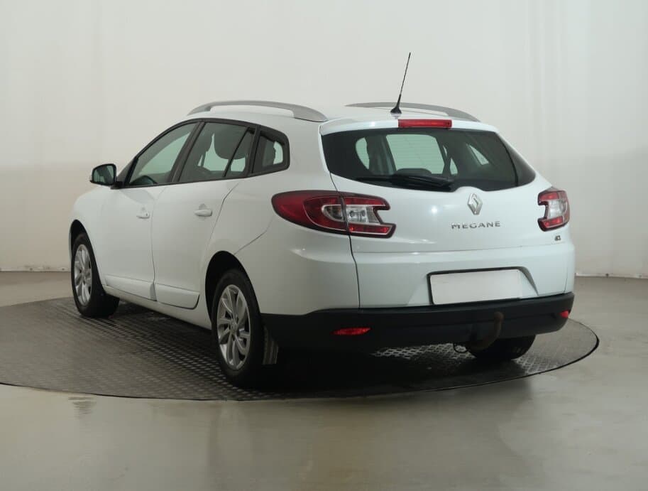 2015 Renault MEGANE - 5