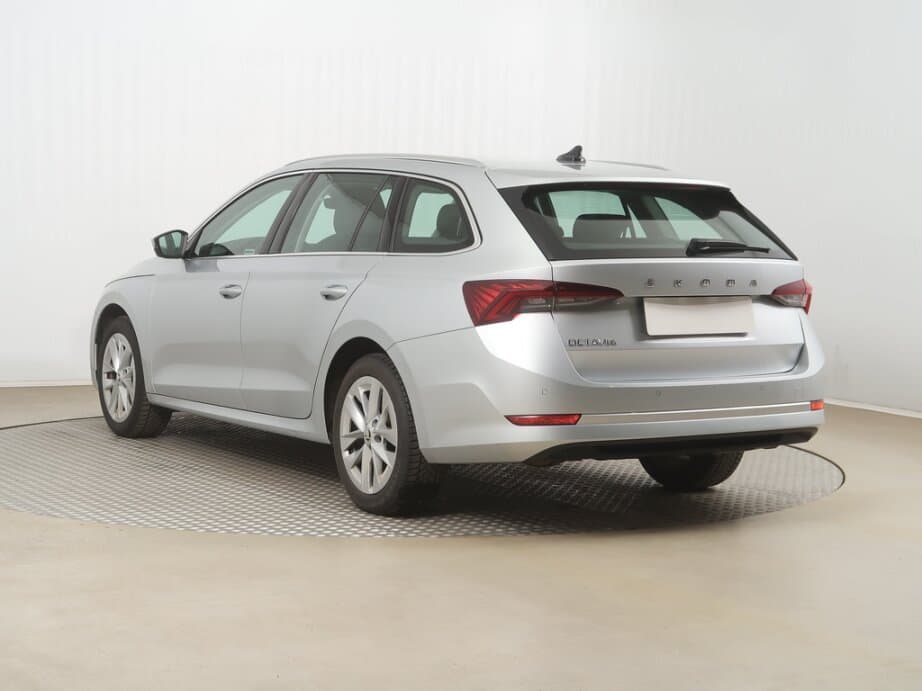 2022 Škoda OCTAVIA - 5