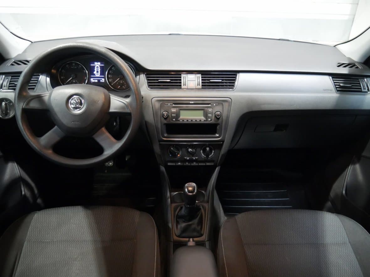 2013 Škoda RAPID - 8