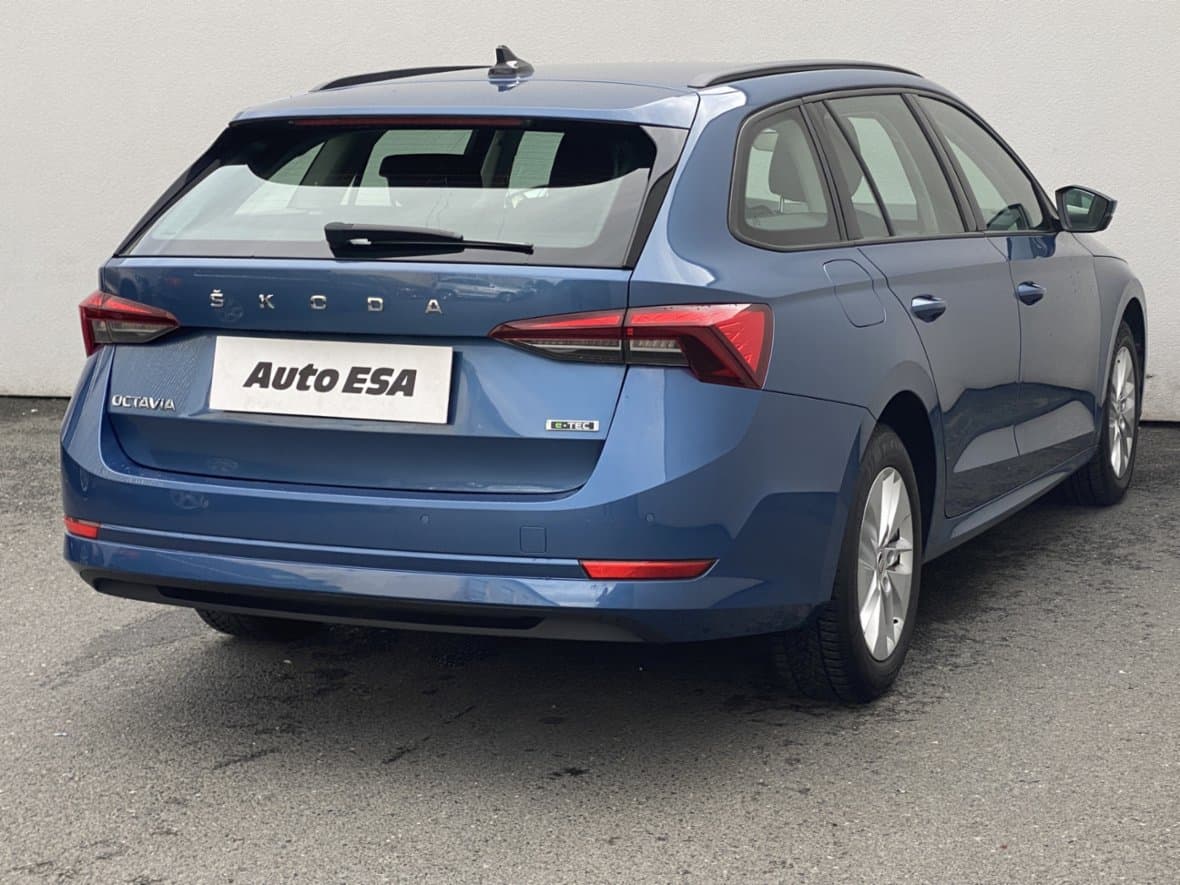 2021 Škoda OCTAVIA - 4