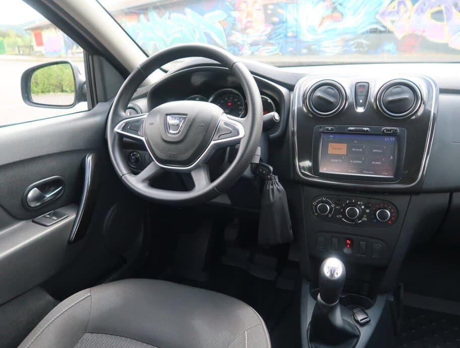 2018 Dacia LOGAN - 9