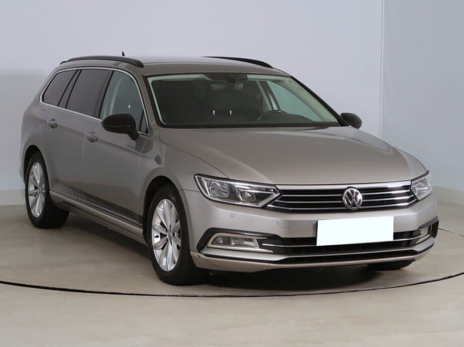 VW Passat, 2.0 TDIComfortline , Navi, Klima,,