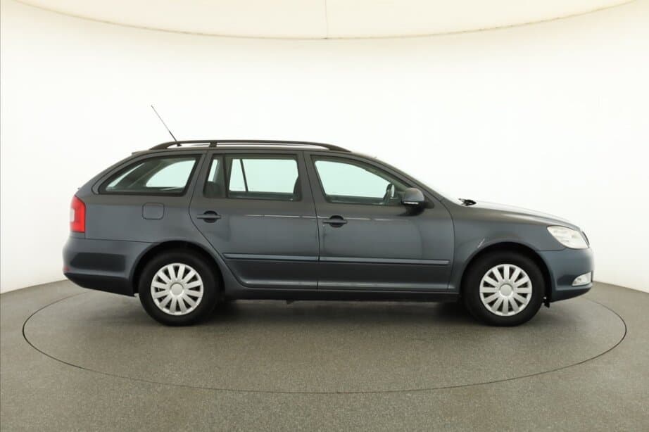 2010 Škoda Octavia - 8