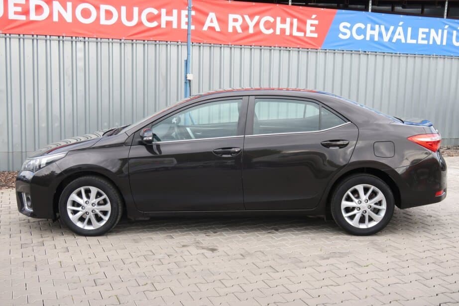 2015 Toyota COROLLA - 4