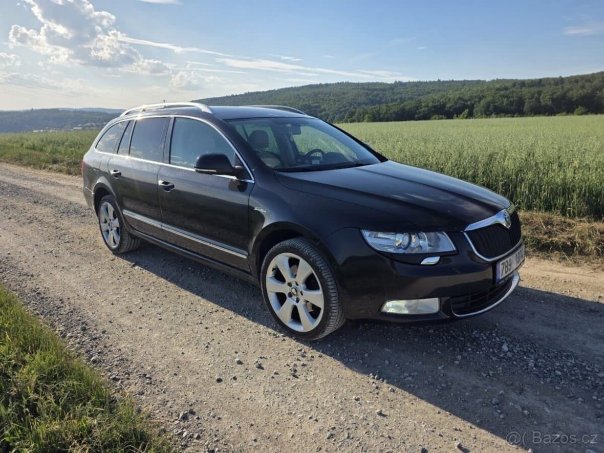 2010 Škoda SUPERB - 10