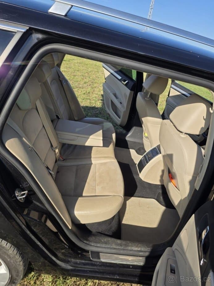 2010 Škoda SUPERB - 18