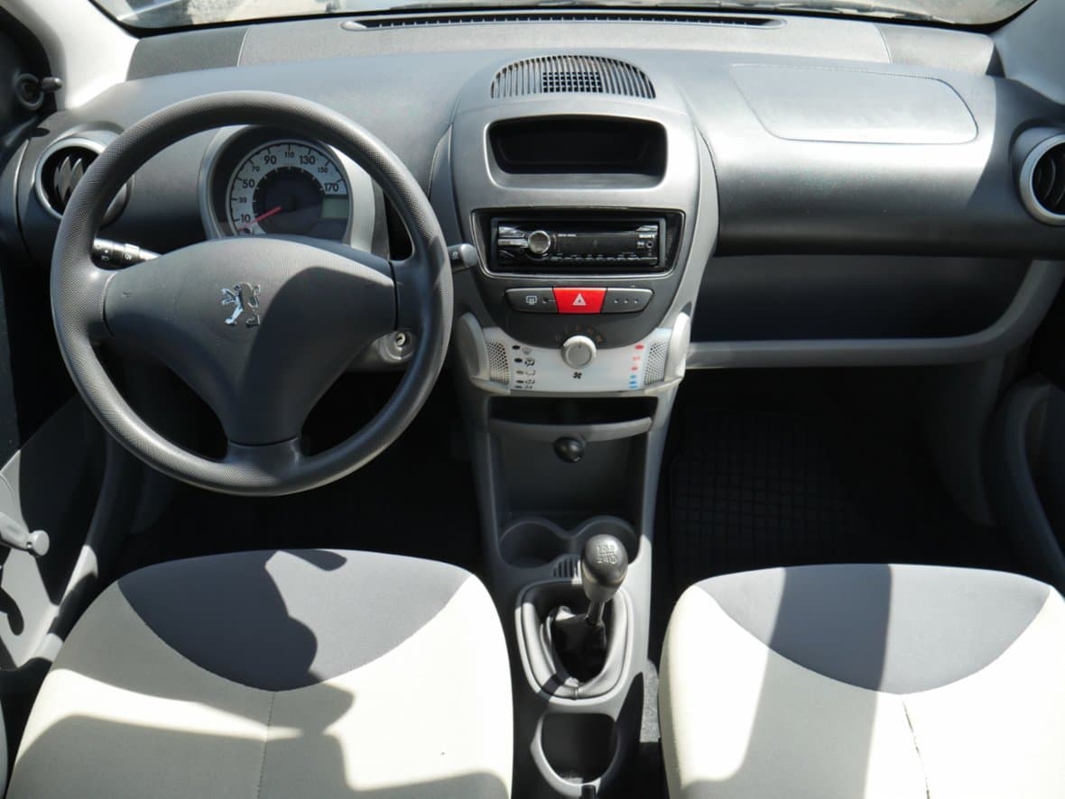 2009 Peugeot 107 - 8