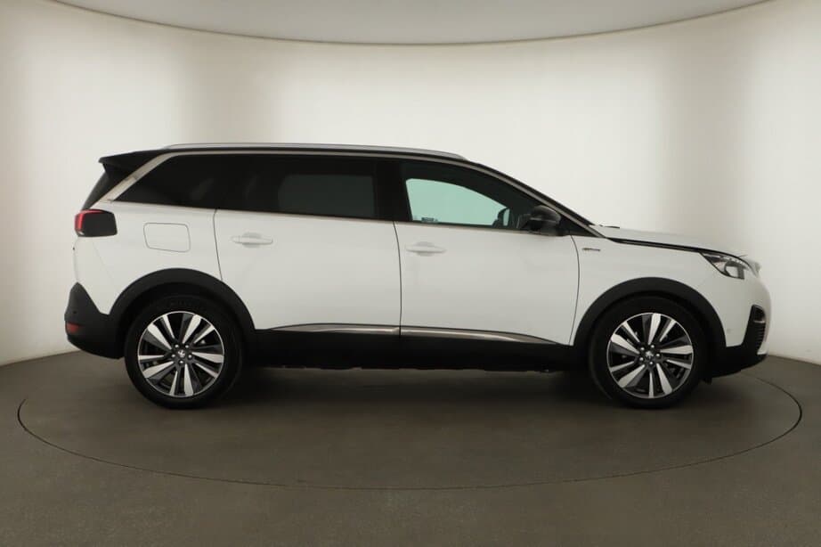 2019 Peugeot 5008 - 8