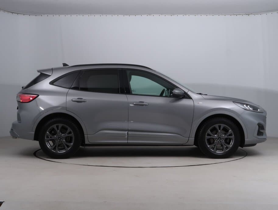 2022 Ford KUGA - 8