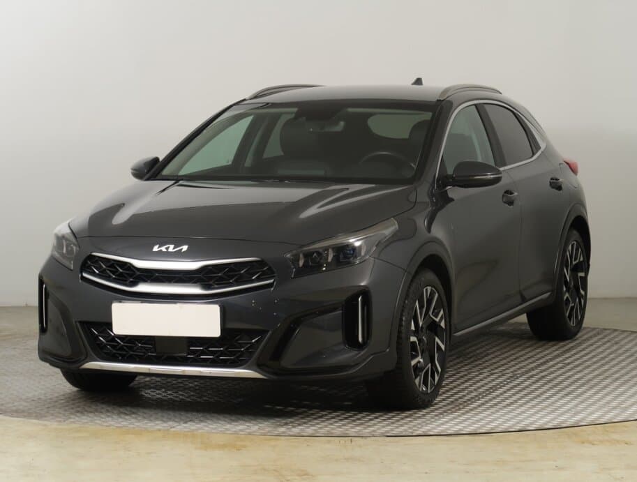2024 Kia XCEED - 3